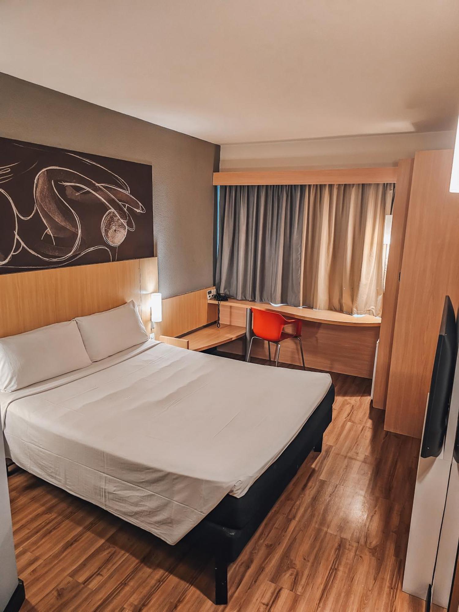 Ibis Centro 酒店