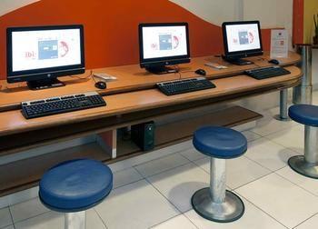 Ibis Centro Hotel 3*