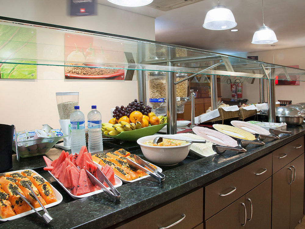 Hotel Ibis Centro 3*